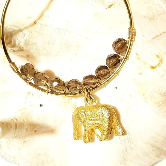 Gold tone Elephant Charms Hoop Earrings Chocolate Faceted Crystals - Picture 4 of 8